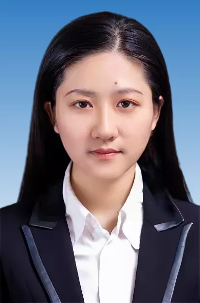 尹小靖