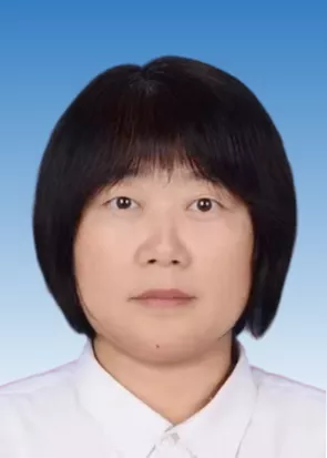 李莹
