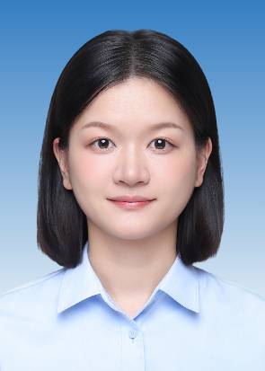 凌春旋_标准寸照.png