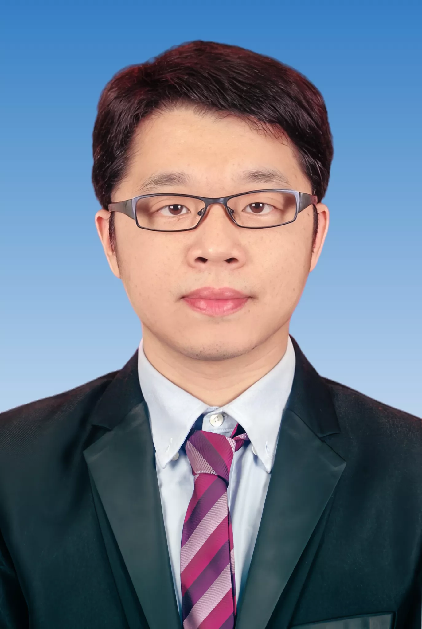 黄建宁